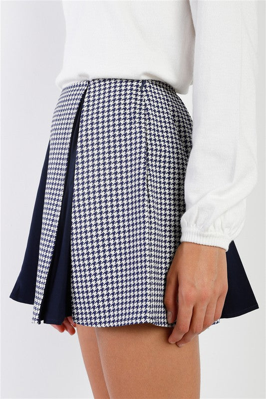 Item features: Navy & cream, houndstooth print, solid navy contrast pleated detail, high waisted, mini length, side hidden zipper and hook & eye closure, non stretch, lined, trendy print, perfect casual office look, classy, fall/winter collection