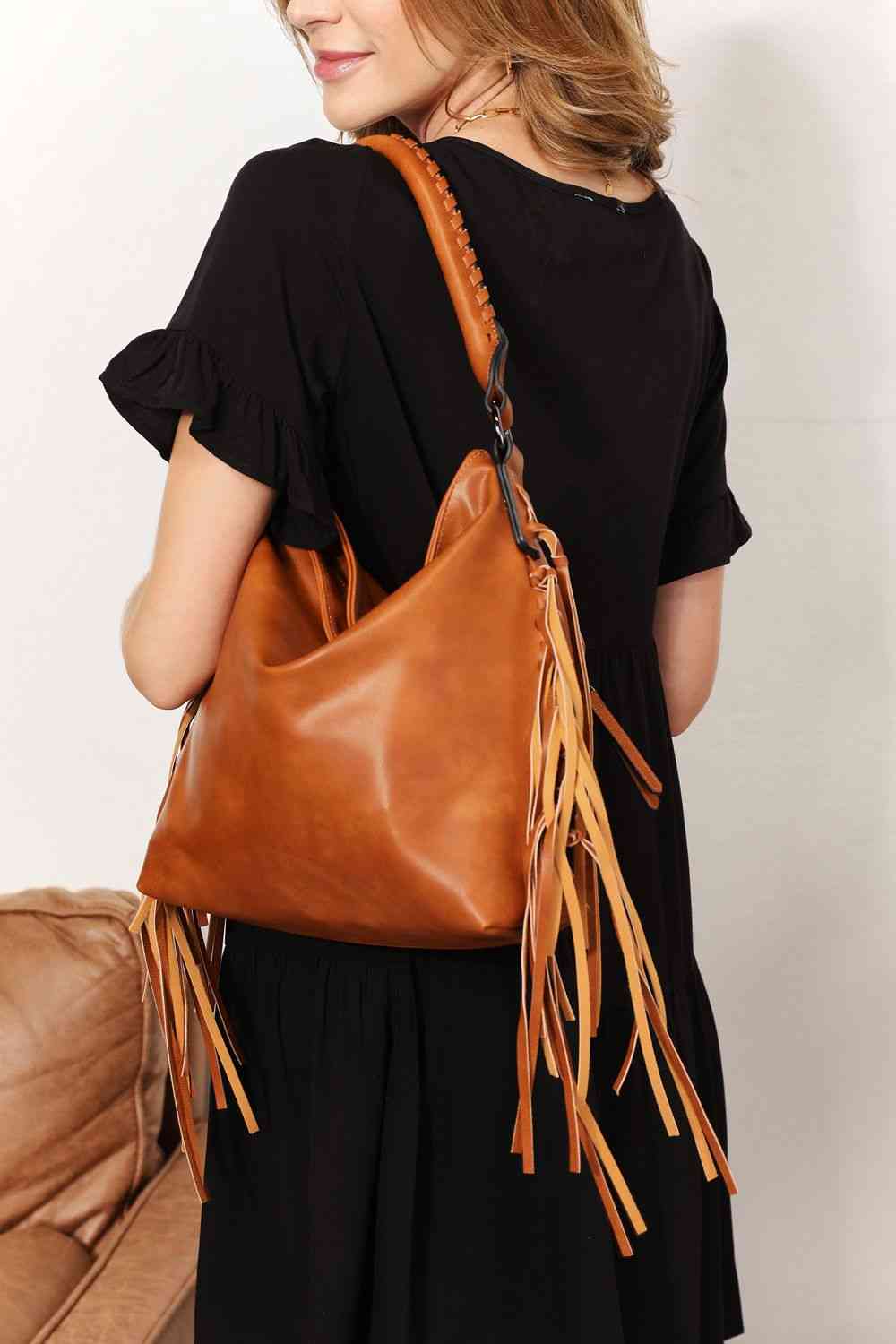 Lea Leather Fringe Detail Shoulder Bag